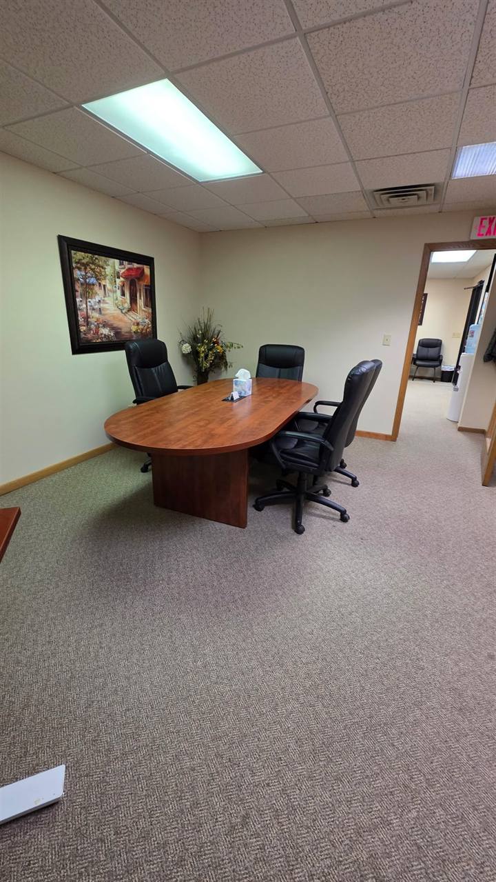 The private client meeting room at Avena Law Office