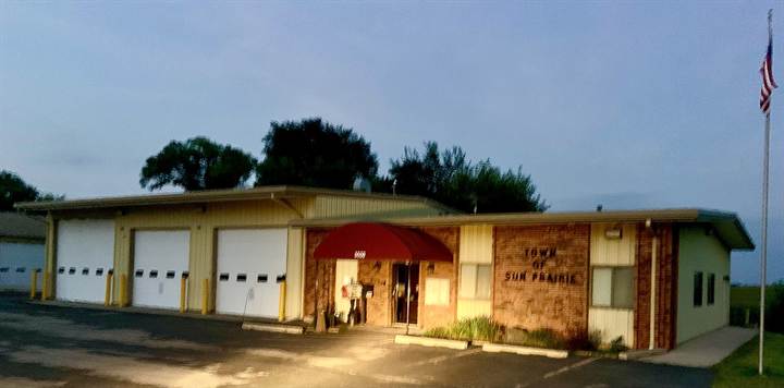 Sun Prairie Town Hall, Dane County